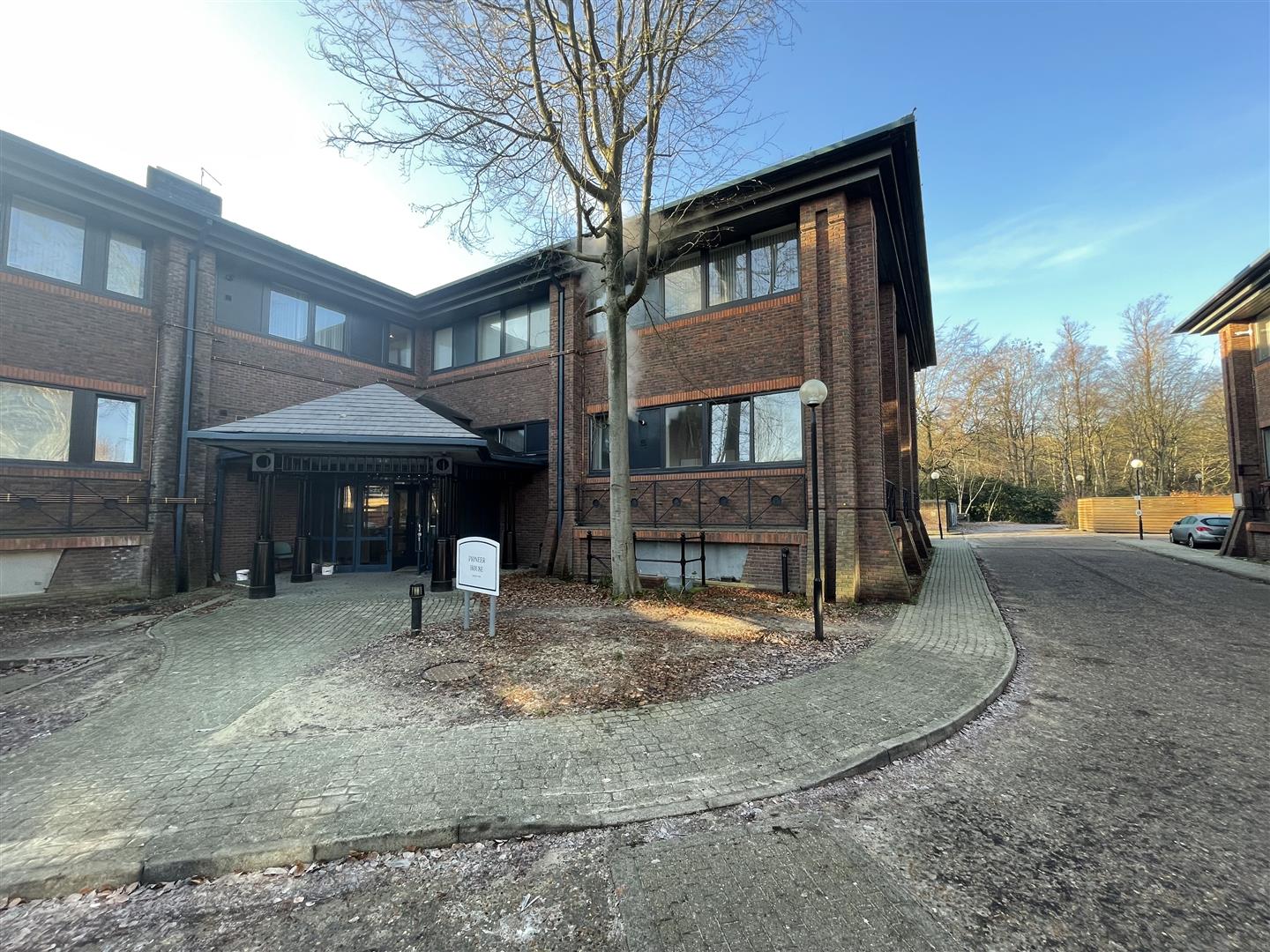 Pioneer House, Fleet